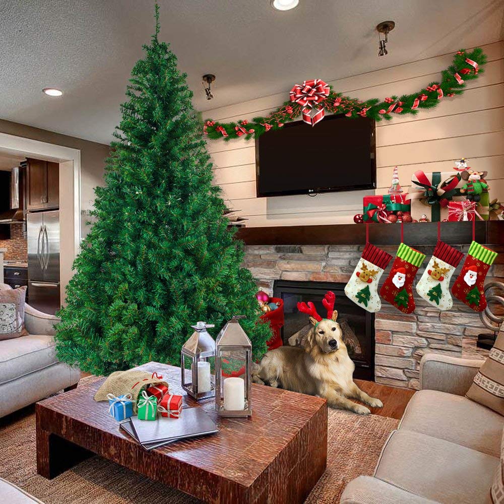 AEELLEEA- 5.5ft Artificial Christmas Tree with 850 Branch Tips, PVC Unlit Green Xmas Tree with Metal Stand