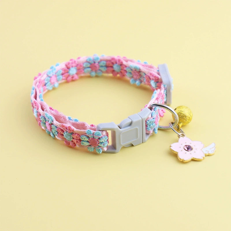 Adjustable Floral Cat Collar with Bell & Decorative Charm, Quick-Release Buckle