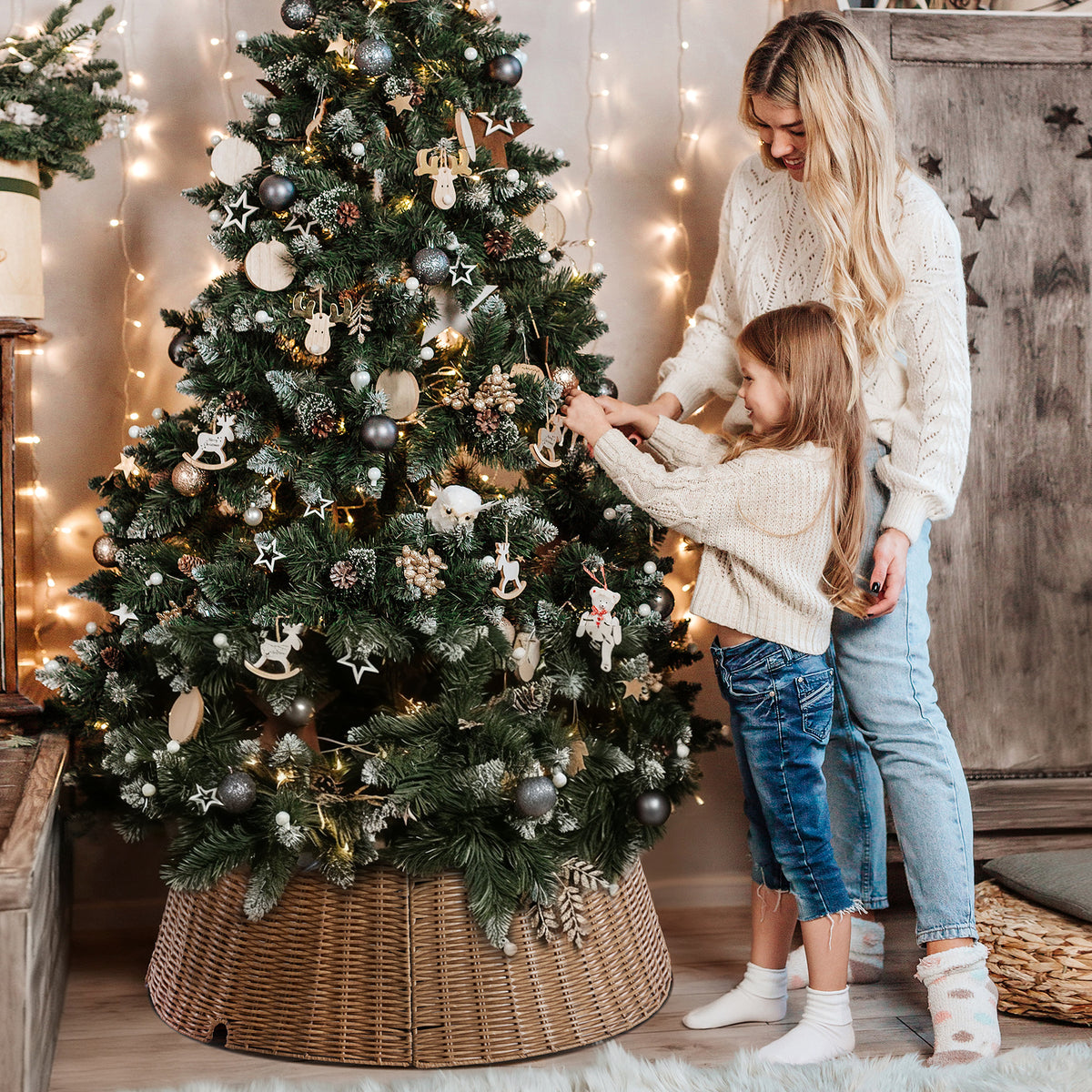Aeelleea brown Christmas Tree Collar Rattan Tree Skirt Stand Base Cover for Holiday Decor