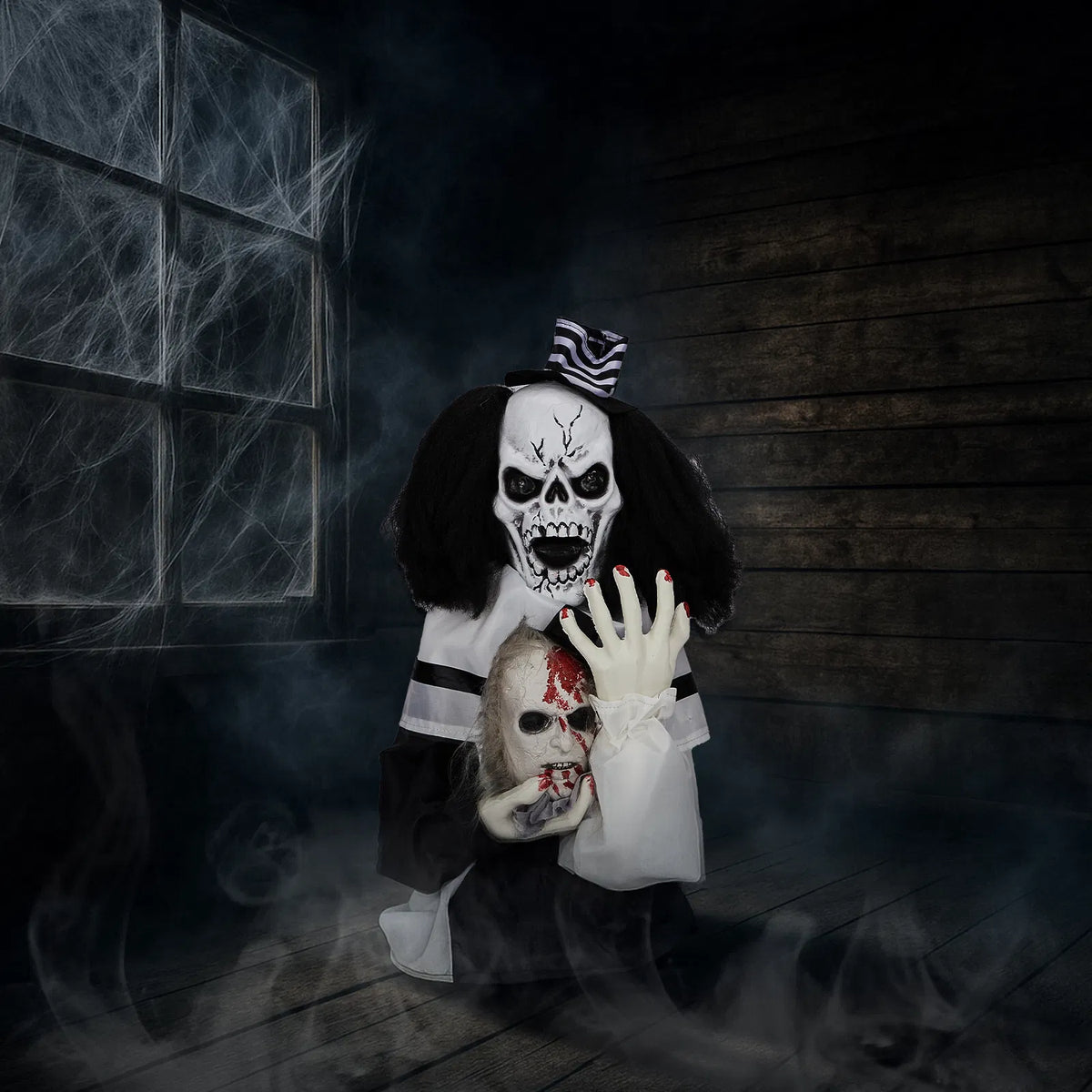 Halloween Animated Scary Clown Prop, Talking Skeleton Clown with LED Glowing Eyes, Holding Bloody Severed Head, Haunted House Yard Decor