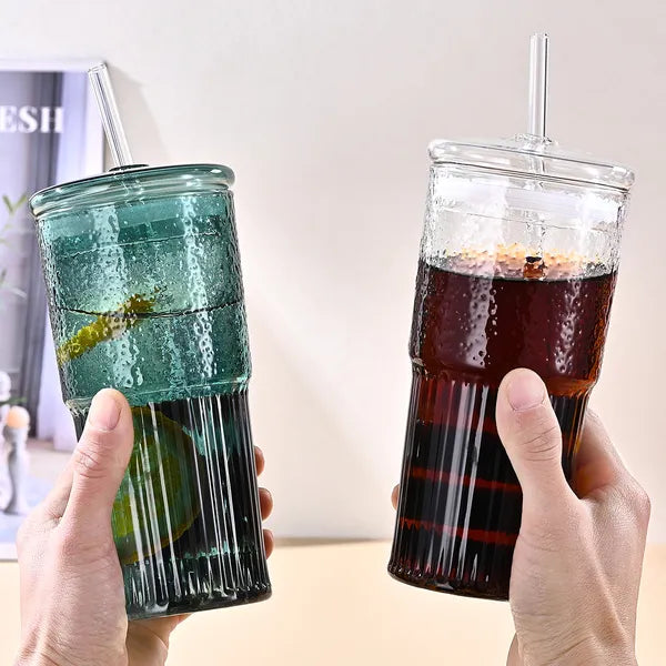 Aeelleea 20oz Glass Tumbler 2 Pack, Vertical Striped High Borosilicate Glass Cup with Lid & Straw, Clear Reusable Drinking Cup for Juice Milk Cold Drinks