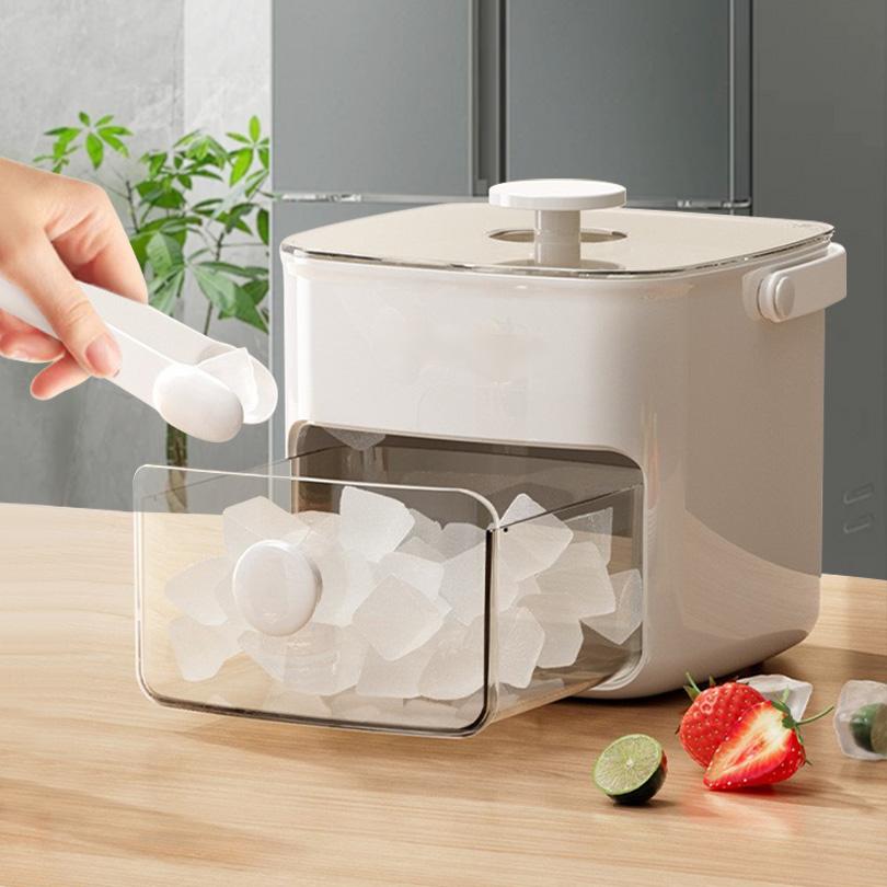 Ice Cube Tray with Lid and Storage Bin, Ice Trays for Freezer, Reusable Ice Maker Mold with Ice Container and Ice Tongs, White