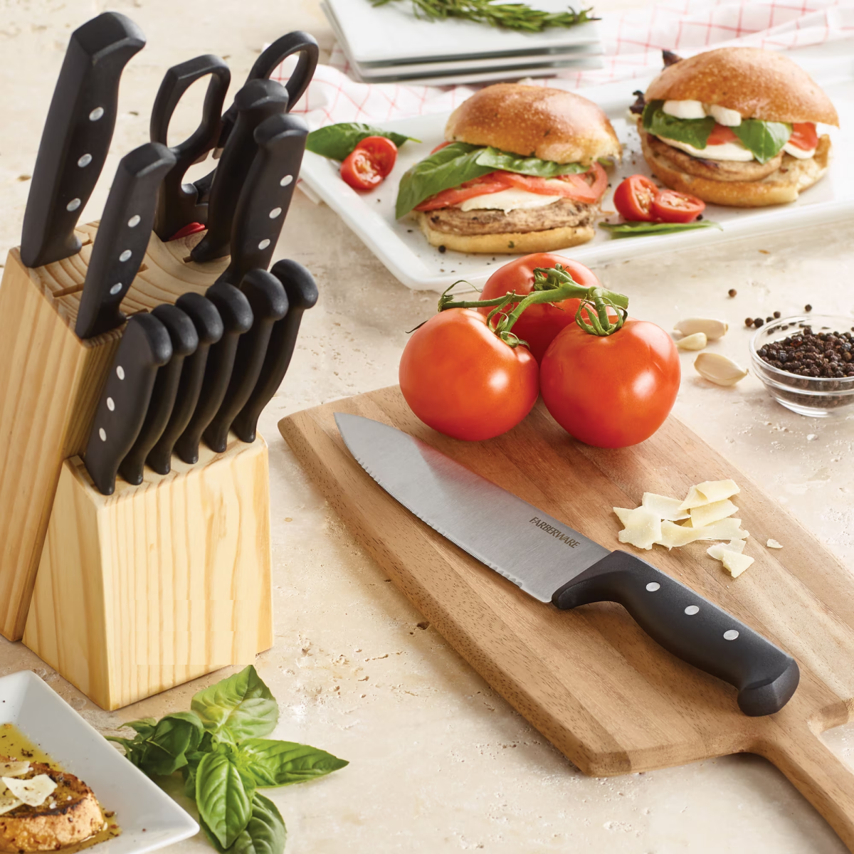 AEELLEEA 22 Piece Kitchen Knife Set with Wood Block, High Carbon Stainless Steel Knives, Spatulas & Measuring Spoons