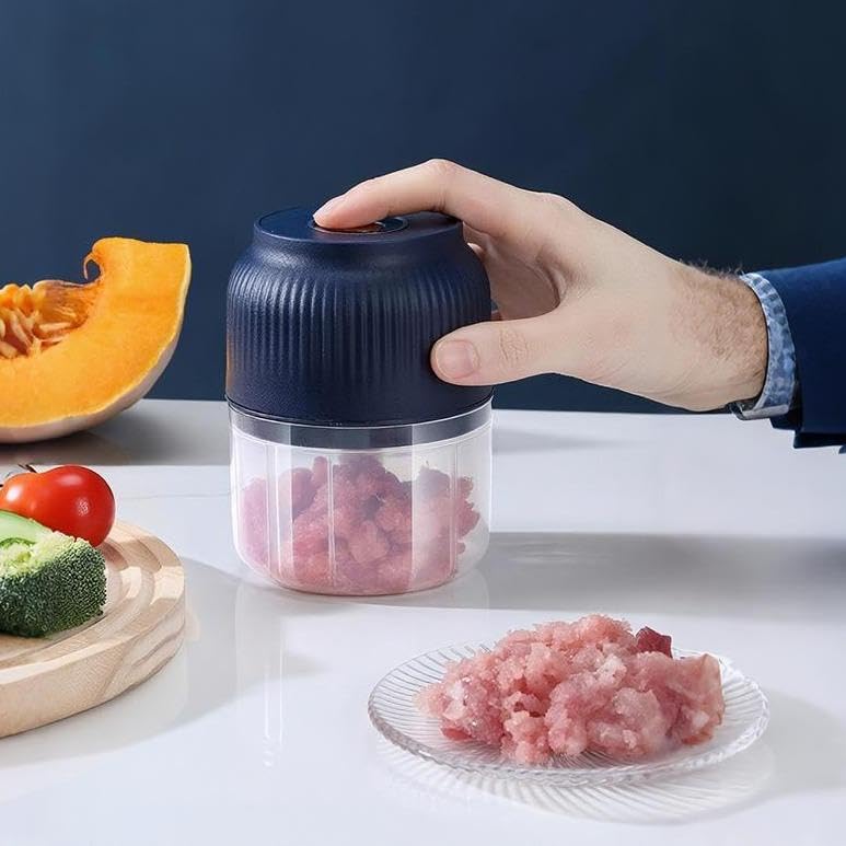 300ml Electric Mini Food Chopper, USB Rechargeable Small Food Processor with 4 Sharp Blades, Portable Garlic Mincer for Onion, Meat, Vegetable