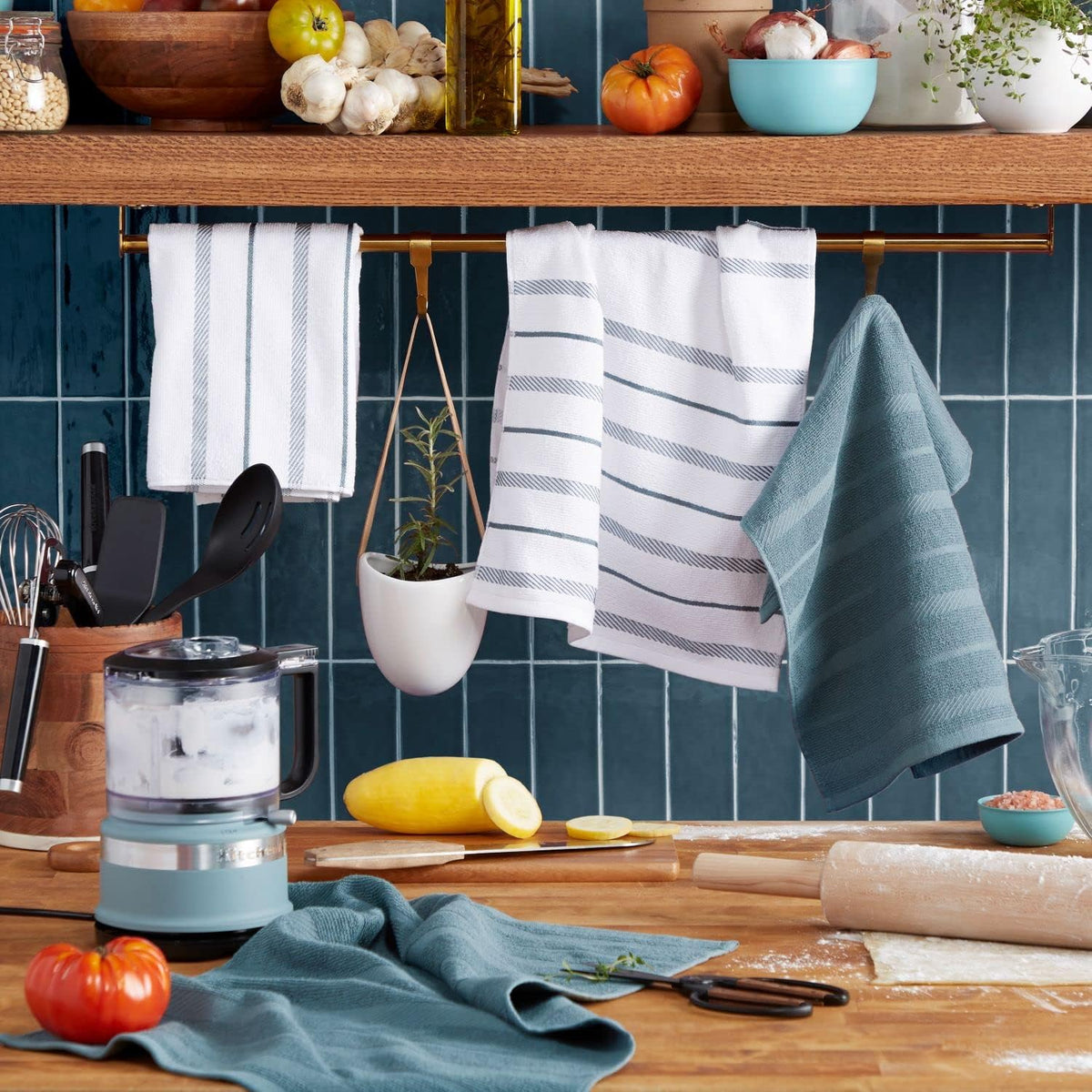 4pc Cotton Kitchen Towel Set 16"x26" Blue Velvet/White – Absorbent Striped Dish Towels for Christmas & Holiday Kitchen