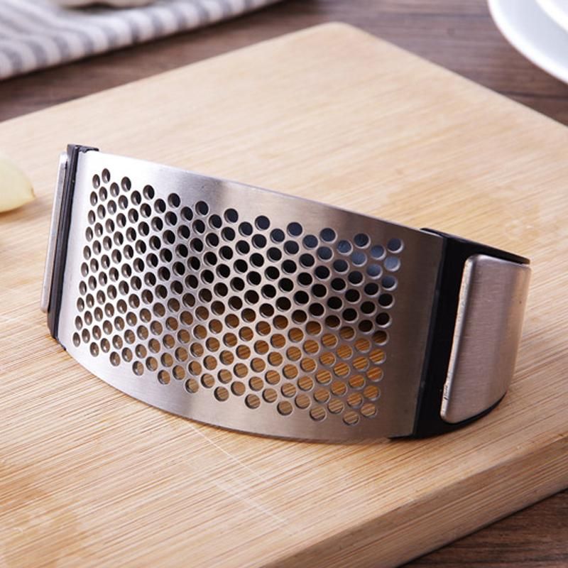 Stainless Steel Rocking Garlic Press & Crusher, Ergonomic Manual Garlic Mincer with Easy-Grip Handle, Black & Silver