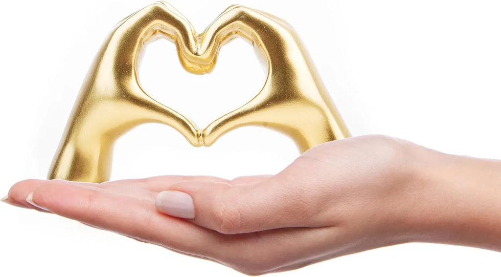 Gold Heart Hands Sculpture Decor, Modern Love Finger Statue for Living Room Bedroom Bookshelf Coffee Table, Aesthetic Tabletop Ornament, Unique Wedding Birthday Christmas Gift for Home Decor