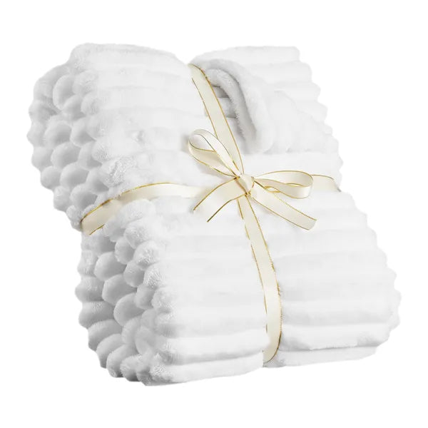 AEELLEEA Fleece Throw Blanket, 50 x 60 Inches Soft Cozy Flannel Blanket, Lightweight White Bed Couch Throw for Sofa