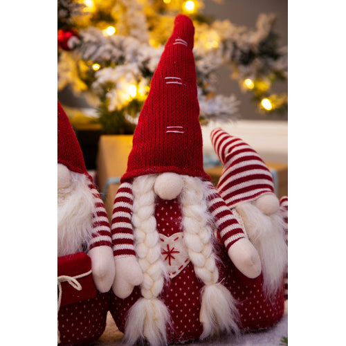 AEELLEEA 4-Piece Christmas Gnome Tabletop Set, Red and White Fabric Figures with Knit Hats and Faux-Fur Beards