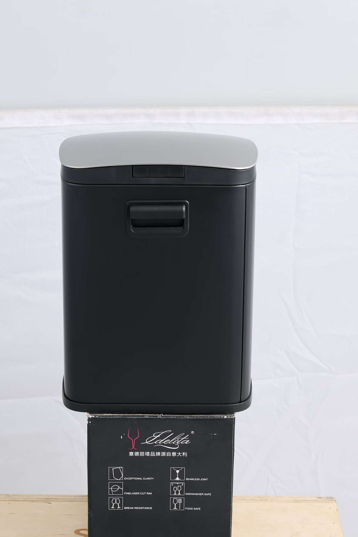 AEELLEEA-5L 1.32 Gallon Rectangular Step Trash Can, Stainless Steel Foot Pedal Garbage Can with Removable Inner Bucket for Bathroom Bedroom Office