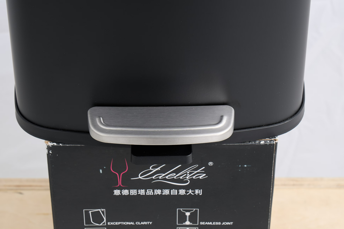 AEELLEEA-5L 1.32 Gallon Rectangular Step Trash Can, Stainless Steel Foot Pedal Garbage Can with Removable Inner Bucket for Bathroom Bedroom Office
