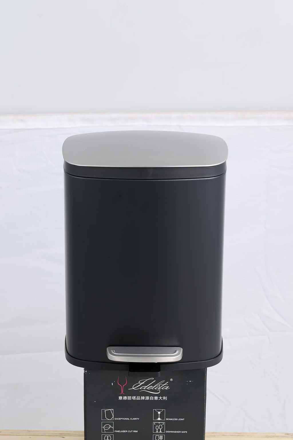 AEELLEEA-5L 1.32 Gallon Rectangular Step Trash Can, Stainless Steel Foot Pedal Garbage Can with Removable Inner Bucket for Bathroom Bedroom Office