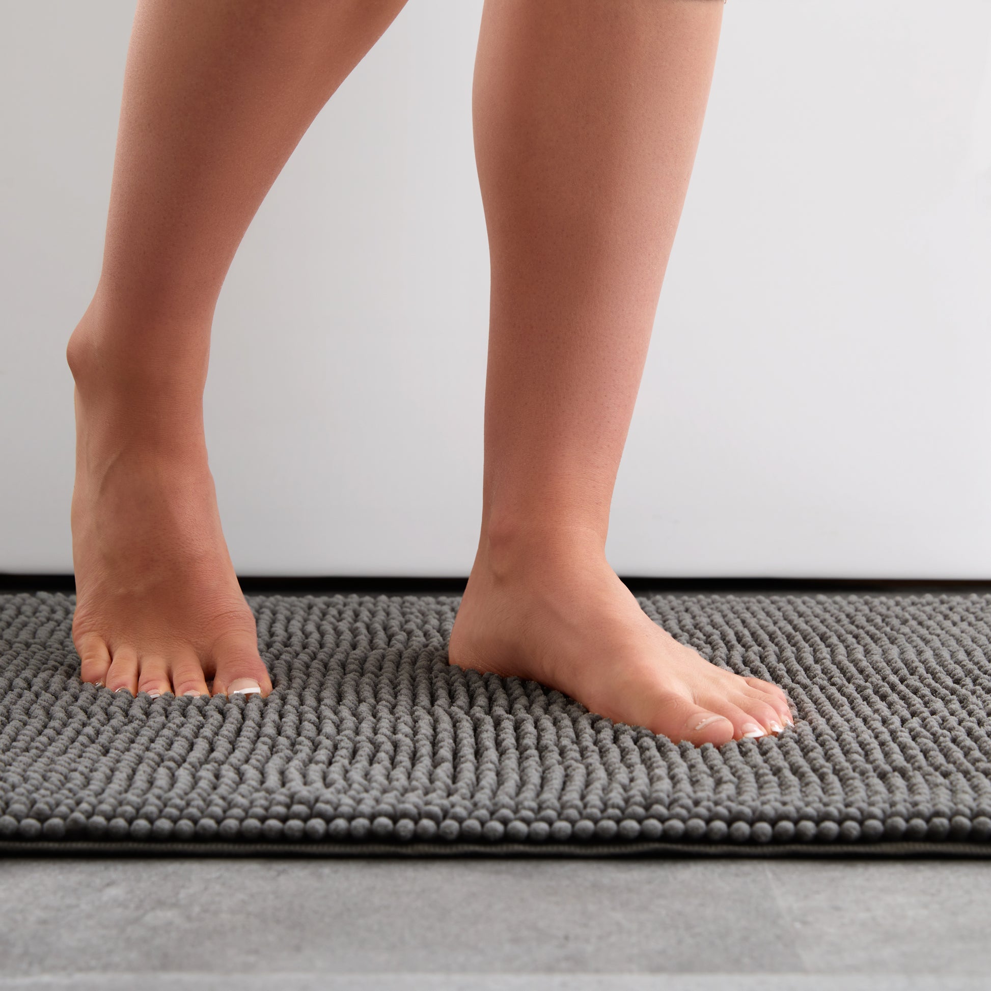 20x30 Inch Chenille Bath Mat, Plush High Pile Non Slip Absorbent Bathroom Rug, Dark Gray