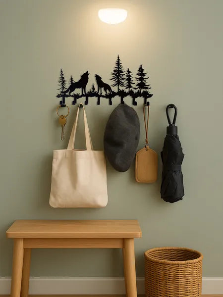 Aeelleea Wolf Metal Wall Mount Hook Rack, 8 Hooks Rustic Key Holder for Hat Scarf, Decorative Entryway Organizer