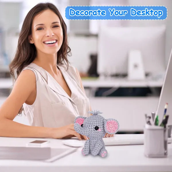 AEELLEEA Beginner Crochet Kit, DIY Elephant Amigurumi Crochet Set with Step-by-Step Video Tutorials, Complete Yarn & Tools for Adults & Kids, Craft Gift