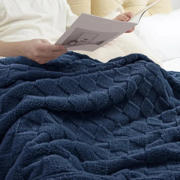 Navy Plaid Fleece Throw Blanket, 50x60 Inch Super Soft Lightweight Sofa Couch Blanket, All Season Warm Decorative Blanket