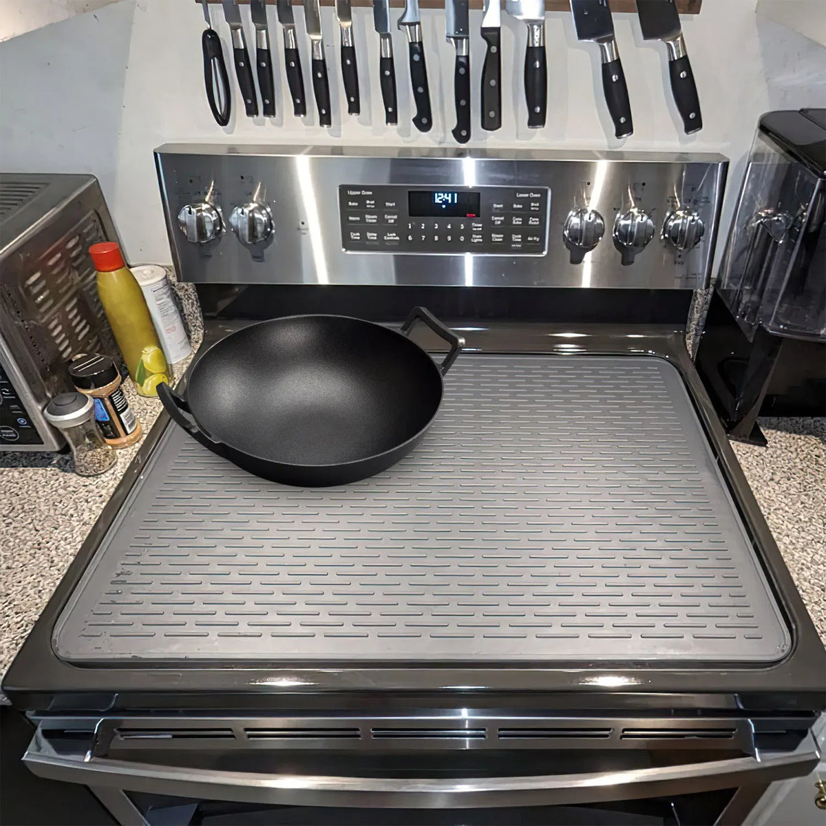 Silicone Stovetop Cover Mat, Foldable Heat Resistant Cooktop Protector for Glass & Electric Stoves, Waterproof Non-Slip, Dishwasher Safe, 27.95" x 19.69", Dark Gray