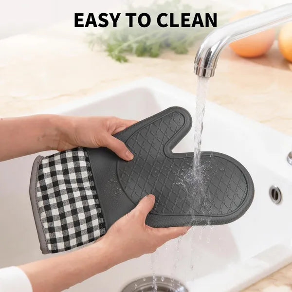 AEELLEEA Plaid Oven Mitts & Pot Holders 4 Pack, Heat Resistant Non-Slip Silicone Oven Gloves, Cotton Lining Kitchen Pads for Baking Cooking Grilling