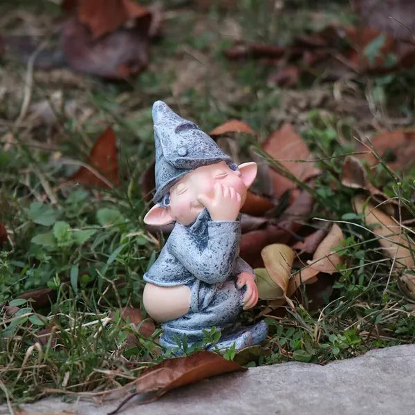 Pooping Naughty Gnome Miniature Statue, Funny Resin Dwarf Figurine, Home Garden Decor Ornament for Yard, Patio & Lawn Decoration