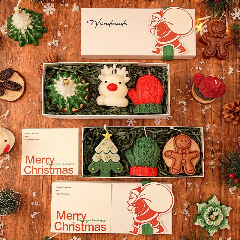 Aeelleea Christmas Soy Candle Gift Set in Holiday-Themed Box