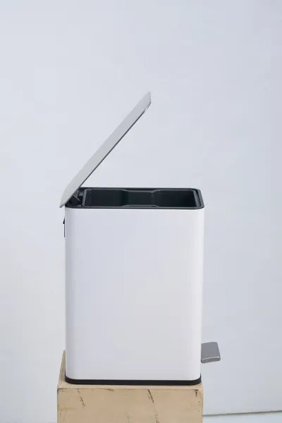 Stainless Steel 10L Kitchen Step Trash Can, Soft Close Lid, Fingerprint Resistant, Removable Inner Bucket for Home